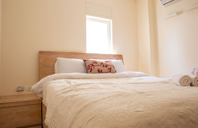 Modern & Stylish 3BR Apt With Balcony - Foto 6