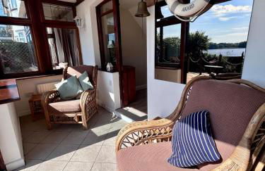 Your Lake side Retreat Sleeps 10-12 Nr Park & Sea - Photo 26