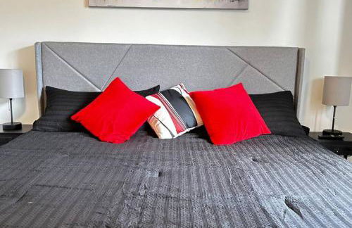 Sunny Delight Home Near Airport - Foto 9