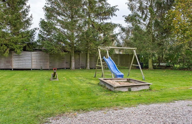 Snug Apartment in Kalkhorst with Terrace near City Center - Foto 26