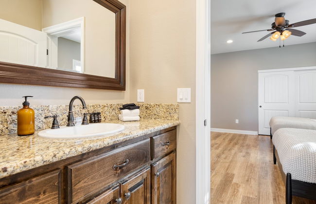 Gambel by Avantstayjtree Escape w/ Entertainers Yard, & Firepit, 3000sf - Foto 16