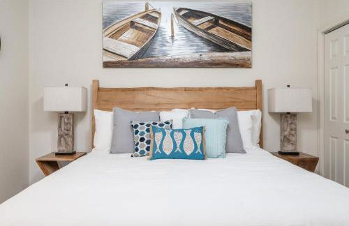 Natalie's Nook, Lake Hideaway near Downtown Fun! - Foto 17