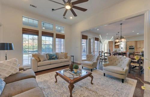 Gorgeous Vacation Home w Private Pool - Photo 8