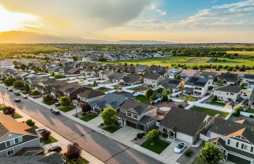 Spacious Family Getaway Near Downtown - Foto 5