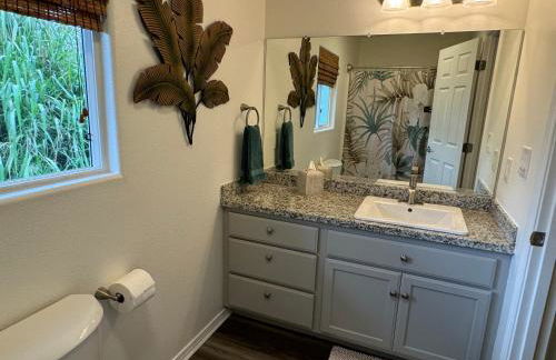 Aloha Hale - Photo 27