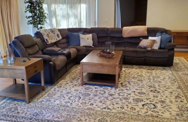 Grass Valley Oasis - Spacious Family Retreat Near Rollins Lake - Photo 7