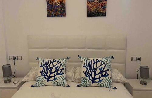 Sabinillas Beachside & Summer Pool 3BR - Photo 17