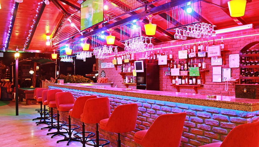 Bar (en el alojamiento)