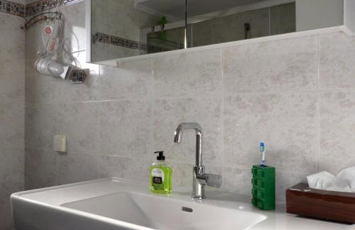 Seafront Family Apartment & free parking, the Cruiseflat - Foto 79