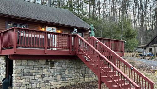 Cubs Den - Hot Tub- Walk to Lake- Fire Pit - Kayaks - Foto 5