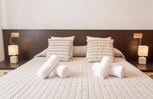 Villa Near Ibiza Town Sleeps 12 - Foto 26