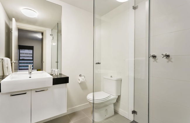 Quest Docklands - Photo 22