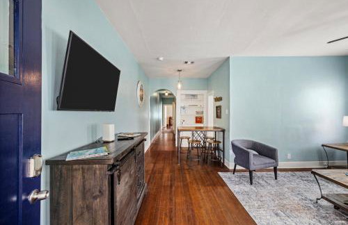 The Starboard at M Historic Lost Bayou Retreat Walk to Beach Sleeps 6 - Foto 9