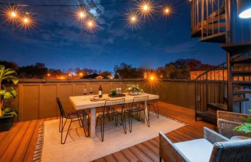 Skyline Views with Double Rooftop Deck & Game Room - Foto 44