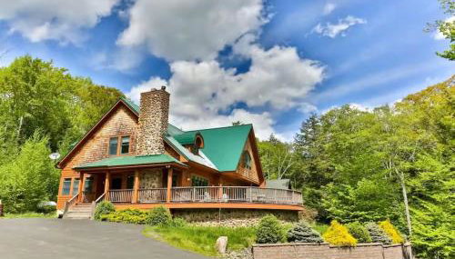 Stunning 5BR at Hunter and Windham w Oversized Deck, 5 Acres, and Mountain View - Foto 3
