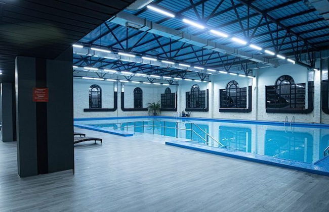 Cross Apartments and Tours - Photo 32