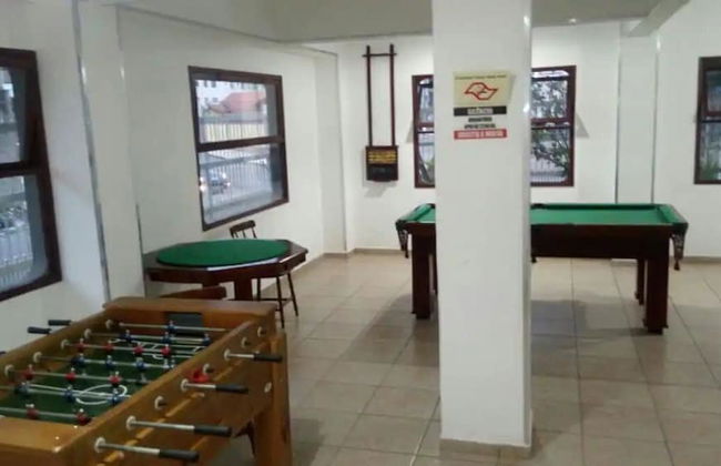 Charmoso Apto com piscina no Caiçara - Foto 15