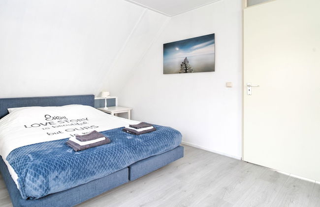 Captivating Holiday Home in Zeewolde near Forest - Foto 8