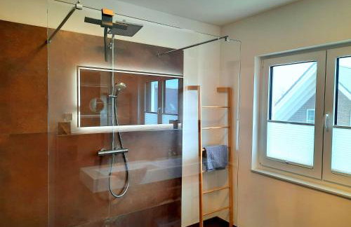 Ferienhäuser Ankerplatz 1 und 2 Usedom mit Sauna, Kamin und Garten - Foto 15