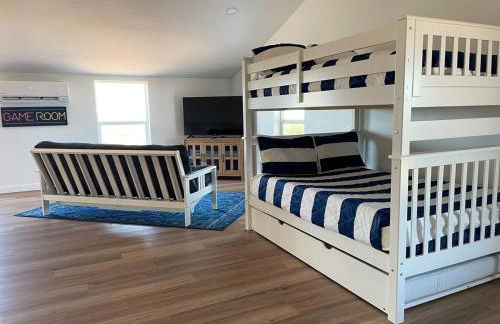 Gorgeous, secluded escape near River with Game room! - Photo 8