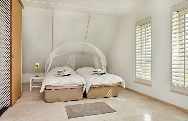 Stately Villa in Wierum with Fantastic Views & Hot Tub - Foto 6