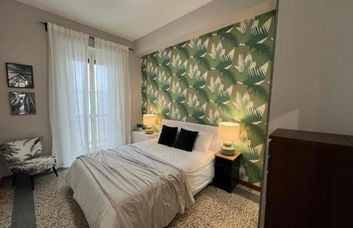 Urban Jungle apt - Self Check-in, Metro, Train - Foto 9