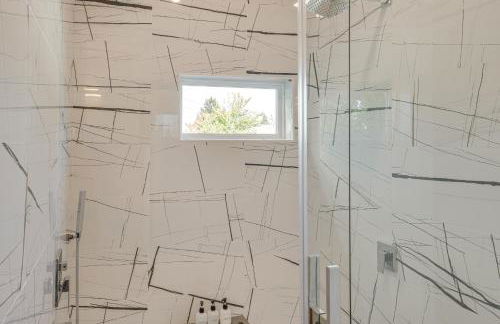 7 Mi to Dtwn and Lake Erie Sleek Cleveland Apt! - Foto 14