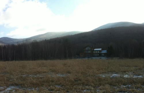 Meadow House Backcountry Residency - Foto 49