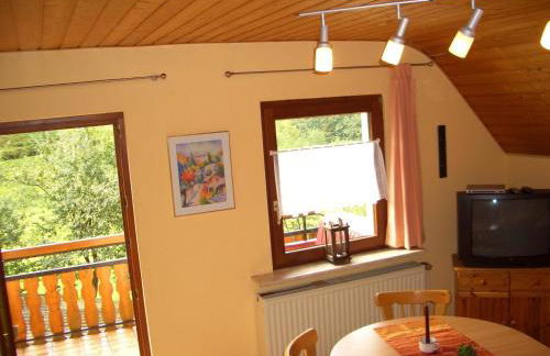 Wohnung mit Balkon im Schwarzwald - Foto 4