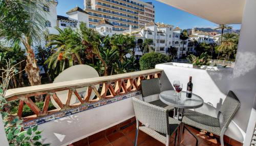 TIMON II, Luxury 3 bedroom Beachside Apartment - Foto 4