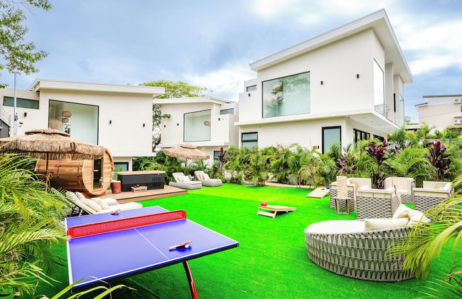 The mVillas with Exclusive Beach Club Access - Photo 36