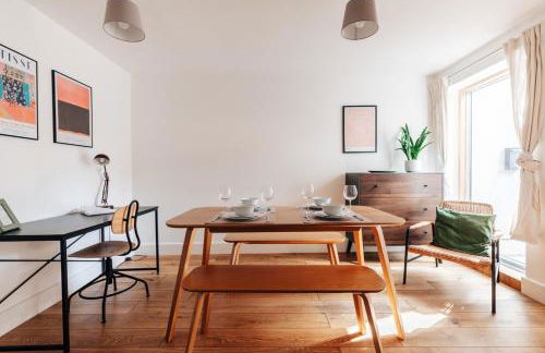 Redland Stay In Bespoke Home 2 of 2 - Foto 19