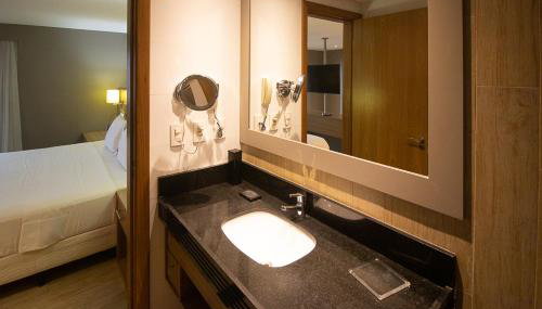 Luxuoso Flat No Hotel Radisson EXCELENTE LOCALIZAÇÃO - Foto 5