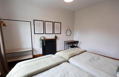 WEST VIEW COTTAGE - Charming Wensley Cottage in the Heart of Peaks - Photo 28