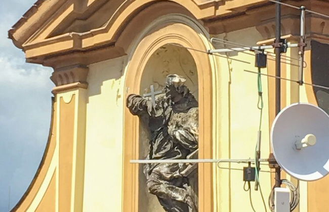 Incredible 2Br Loft in Heart of Prague - Photo 52