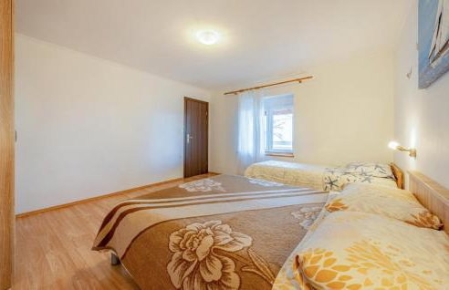 Beautiful Apartment In Kustici With Wifi - Foto 18