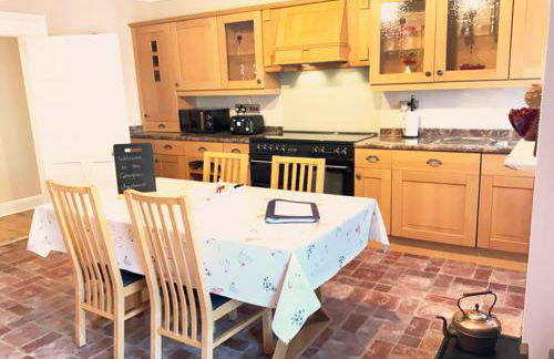 The Georgian Apartment - Photo 2