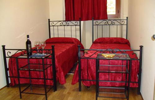 Tre Girasoli - Foto 49