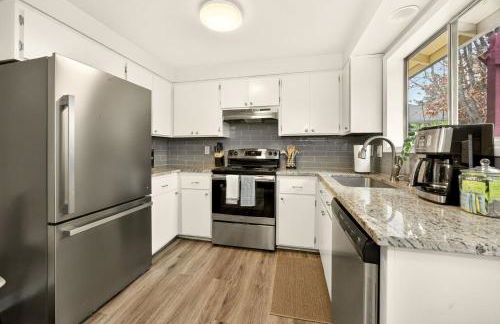 Clearview Comfort- 3BR near Airport! - Foto 12