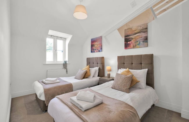 Foxherne 6 Bdrm, 3BA Hse -17 - Foto 5