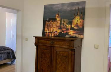 Für Gruppen und Familien - große Ferienwohnung Nähe Stadtpark, 4 Schlafzimmer, 2 Bäder, Terrasse, Parkplatz - Foto 23