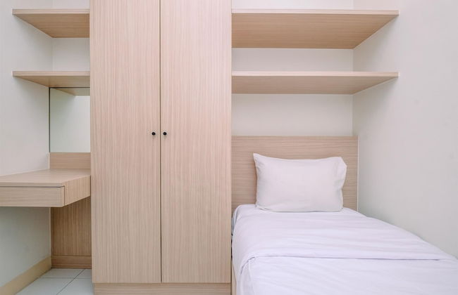 Comfort and Best Deal 2BR at Podomoro Golf View Apartment - Photo 3