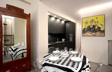 Design District Luxury Apartment - Photo 9