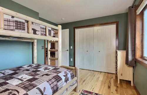 Northwoods WI 6BR Lakefront Cabin Retreat on Lake Nokomis - Minnohawk Lodge - Foto 37