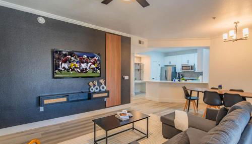 Relaxed 2BD King Bed Pool, Hot Tub, Gym, Parking - Foto 1