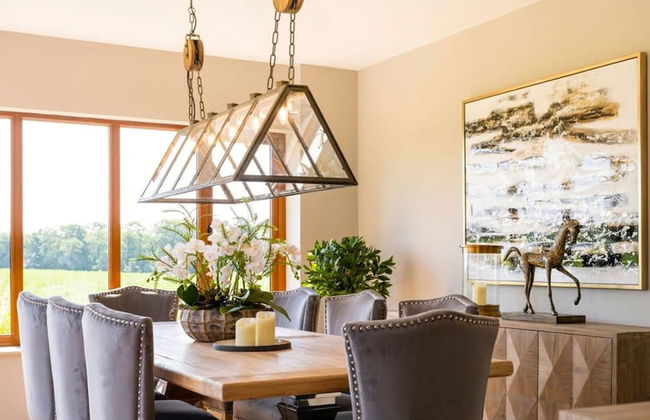 Luxurious 4 Bedroom Vineyard Villa Stanlake Park - Foto 36