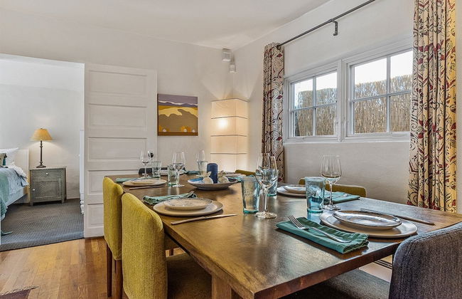 Artist Adobe - Blocks From The Plaza and Rail Yard, Southwestern Charm, Modern Touches - Foto 16