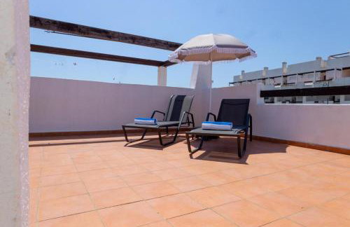 Penthouse for 4 Rooftop Terrace & Communal Pools - Photo 52