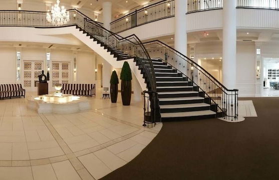 Kashaneh at Meridian - Photo 3