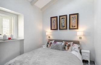 Jully apartment with swimming pool - Foto 5